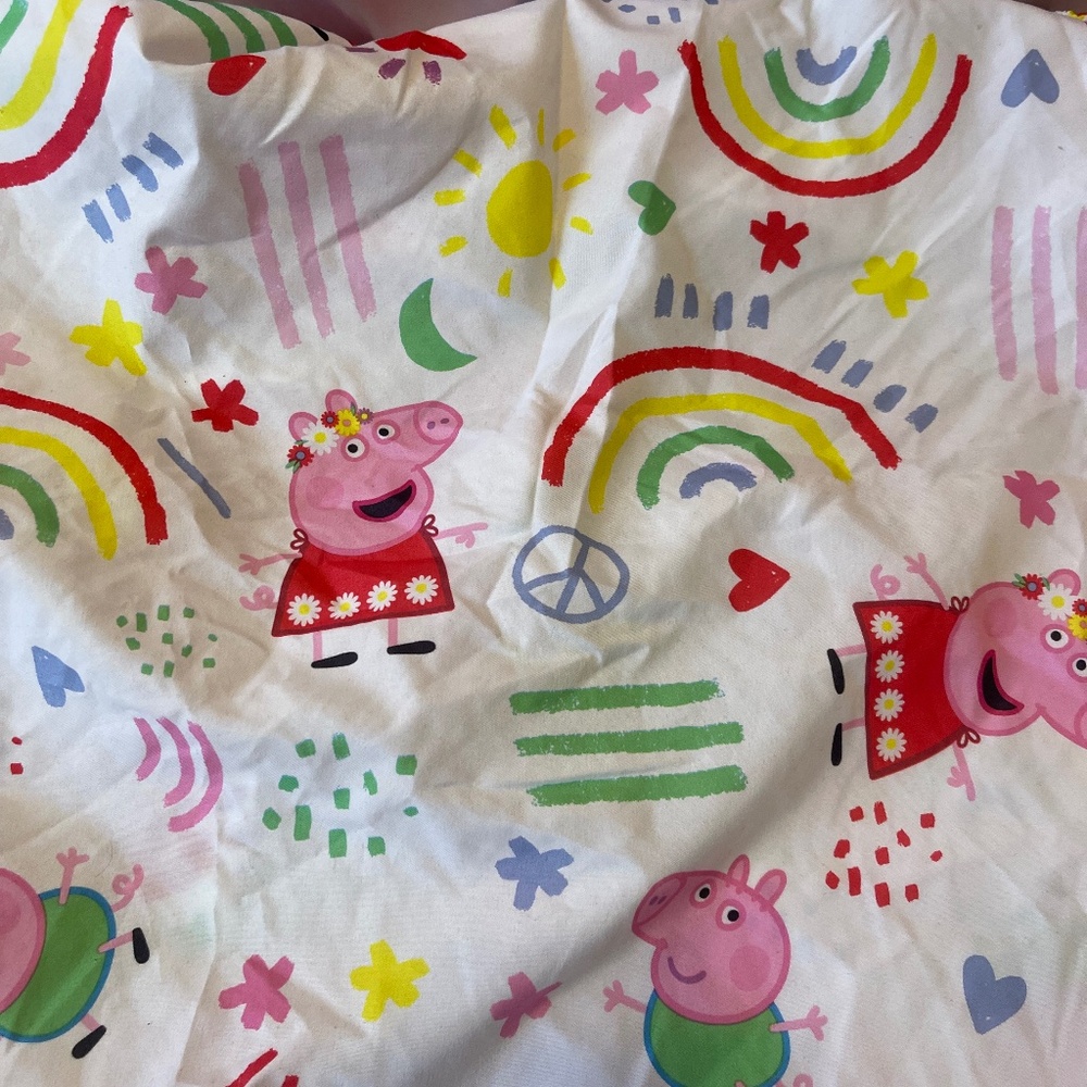 Peppa Pig toddler bed two piece set